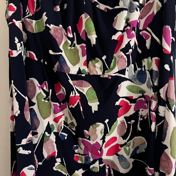 Navy floral Wisp dress 22W - Picture 2 of 4